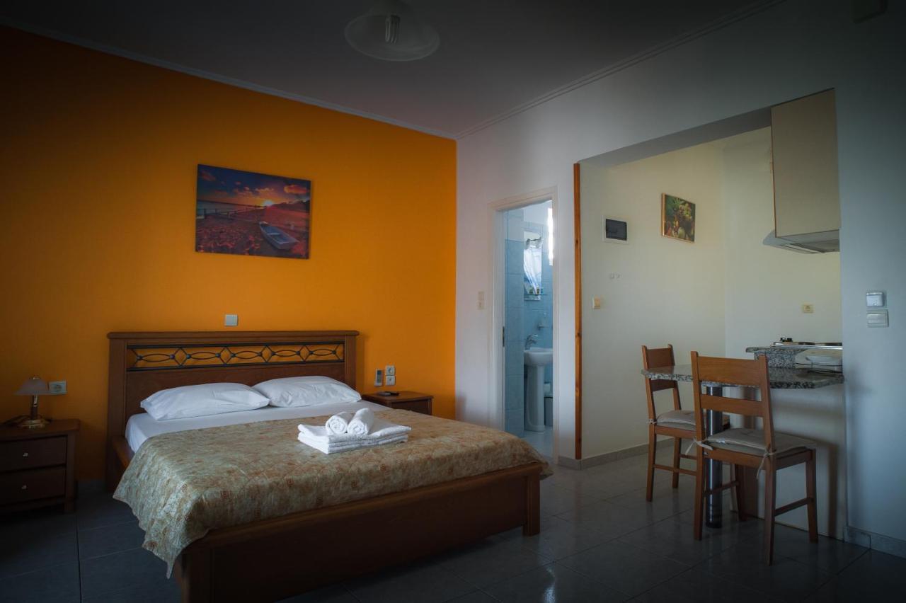 Marmaron Rooms Agiokampos  Dış mekan fotoğraf